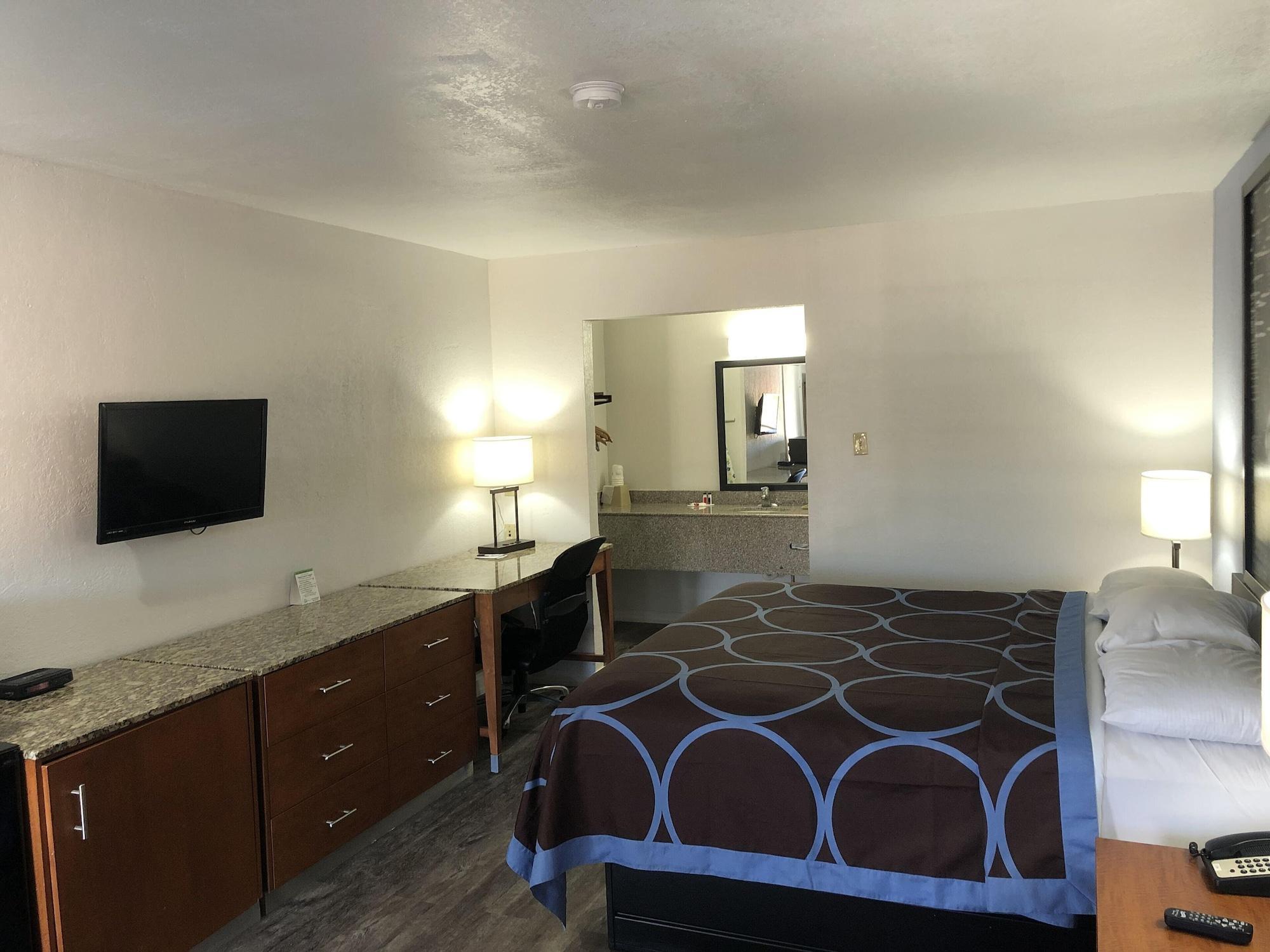 Super 8 By Wyndham - Canton, Texas Екстер'єр фото