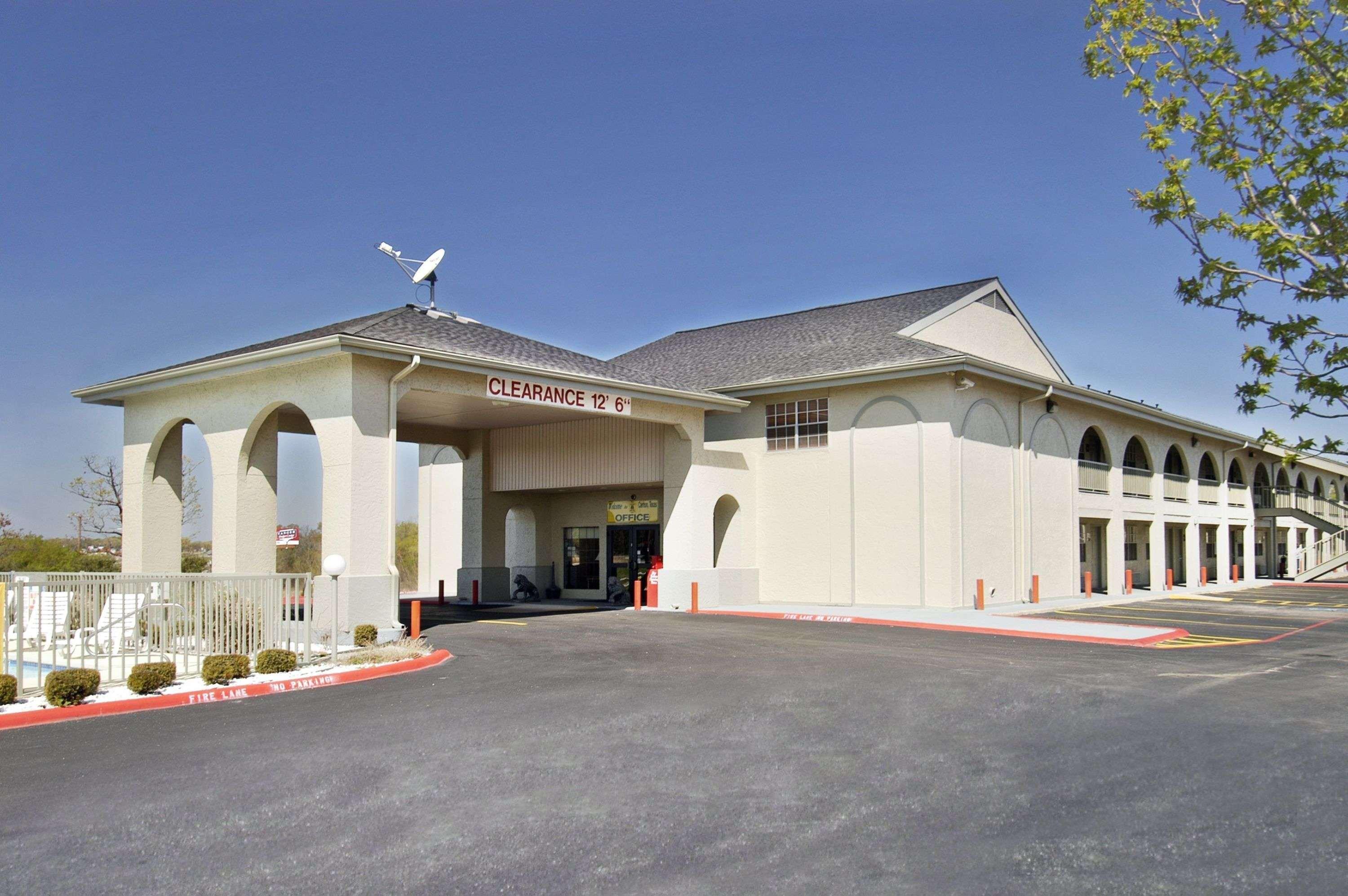 Super 8 By Wyndham - Canton, Texas Екстер'єр фото